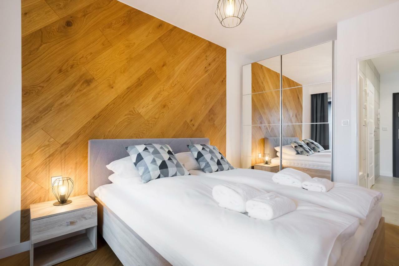 Apartments Poznan Niedzialkowskiego By Noclegi Renters Bagian luar foto
