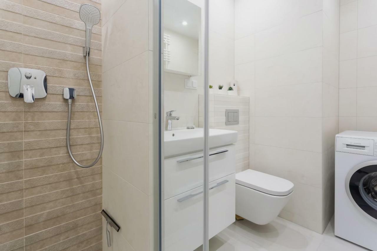 Apartments Poznan Niedzialkowskiego By Noclegi Renters Bagian luar foto