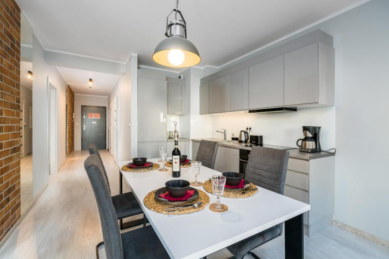 Apartments Poznan Niedzialkowskiego By Noclegi Renters Bagian luar foto