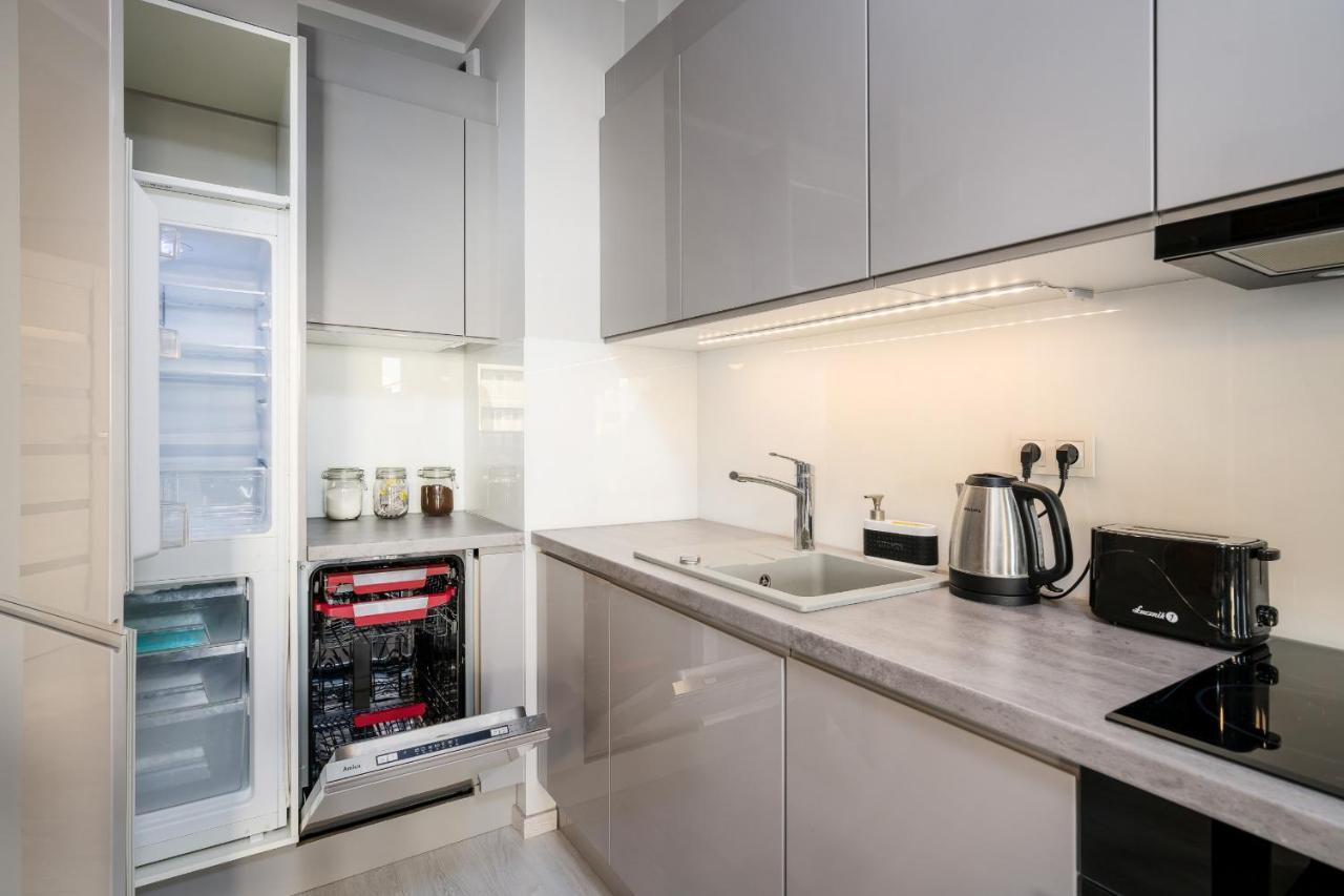 Apartments Poznan Niedzialkowskiego By Noclegi Renters Bagian luar foto